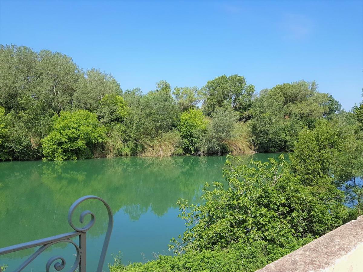 Gite Face A La Riviere -Proche Du Pont Du Gard- Montfrin Luaran gambar